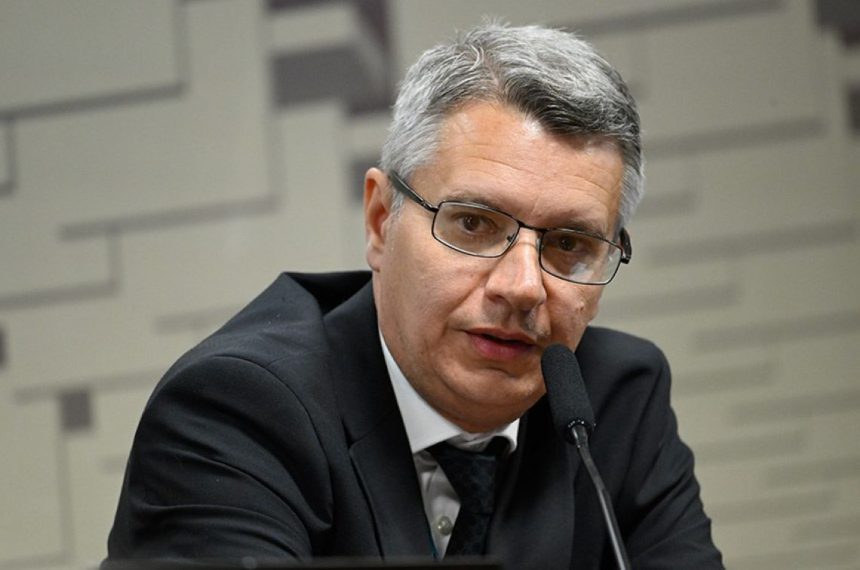 Ricardo Andrade Saadi, presidente do Coaf, em reunião da CAE em 2025 Andressa Anholete/Agência Senado