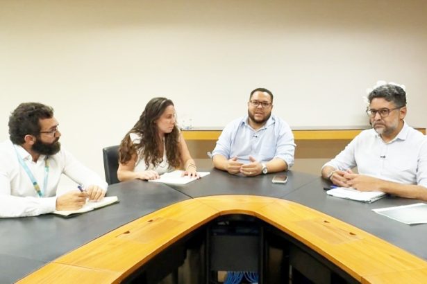 A Prefeitura de Paulínia se reuniu nesta terça-feira, 28, com representantes da Sabesp e do Governo do Estado de São Paulo para dar continuidade às tratativas sobre a qualidade do fornecimento de água na cidade. - Foto: PMP