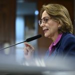 Damares Alves deu parecer favorável ao projeto, que segue para votação no Plenário do Senado Saulo Cruz/Agência Senado