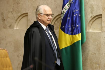 STF DIANTE DA HISTÓRIA: FACHIN REFORÇA COLEGIALIDADE E RESPONSABILIDADE INSTITUCIONAL EM JULGAMENTO EXTRAORDINÁRIO - Foto: Rosinei Coutinho/STF
