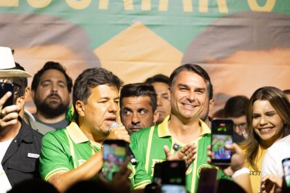 Ao lado de Flávio esteve Mendonça Filho, candidato do PL ao Senado por Pernambuco - Foto: divulgação/Assessoria de Imprensa
